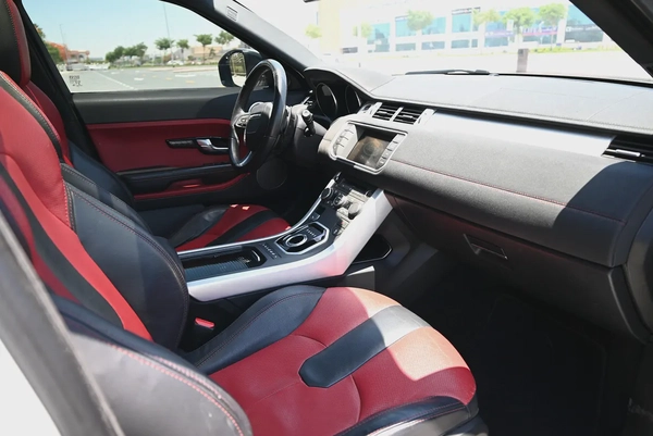 AGENCY MAINTAINED - RANGE ROVER EVOQUE 2.0TC DYNAMIC PLUS - PARK ASSIST - GCC