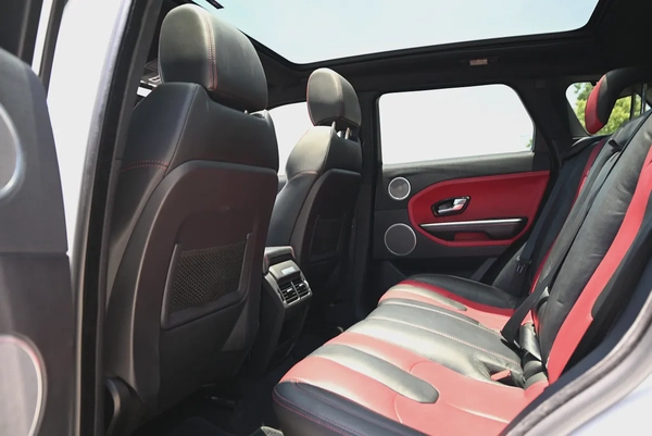 AGENCY MAINTAINED - RANGE ROVER EVOQUE 2.0TC DYNAMIC PLUS - PARK ASSIST - GCC