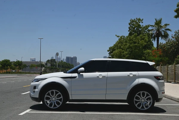 AGENCY MAINTAINED - RANGE ROVER EVOQUE 2.0TC DYNAMIC PLUS - PARK ASSIST - GCC