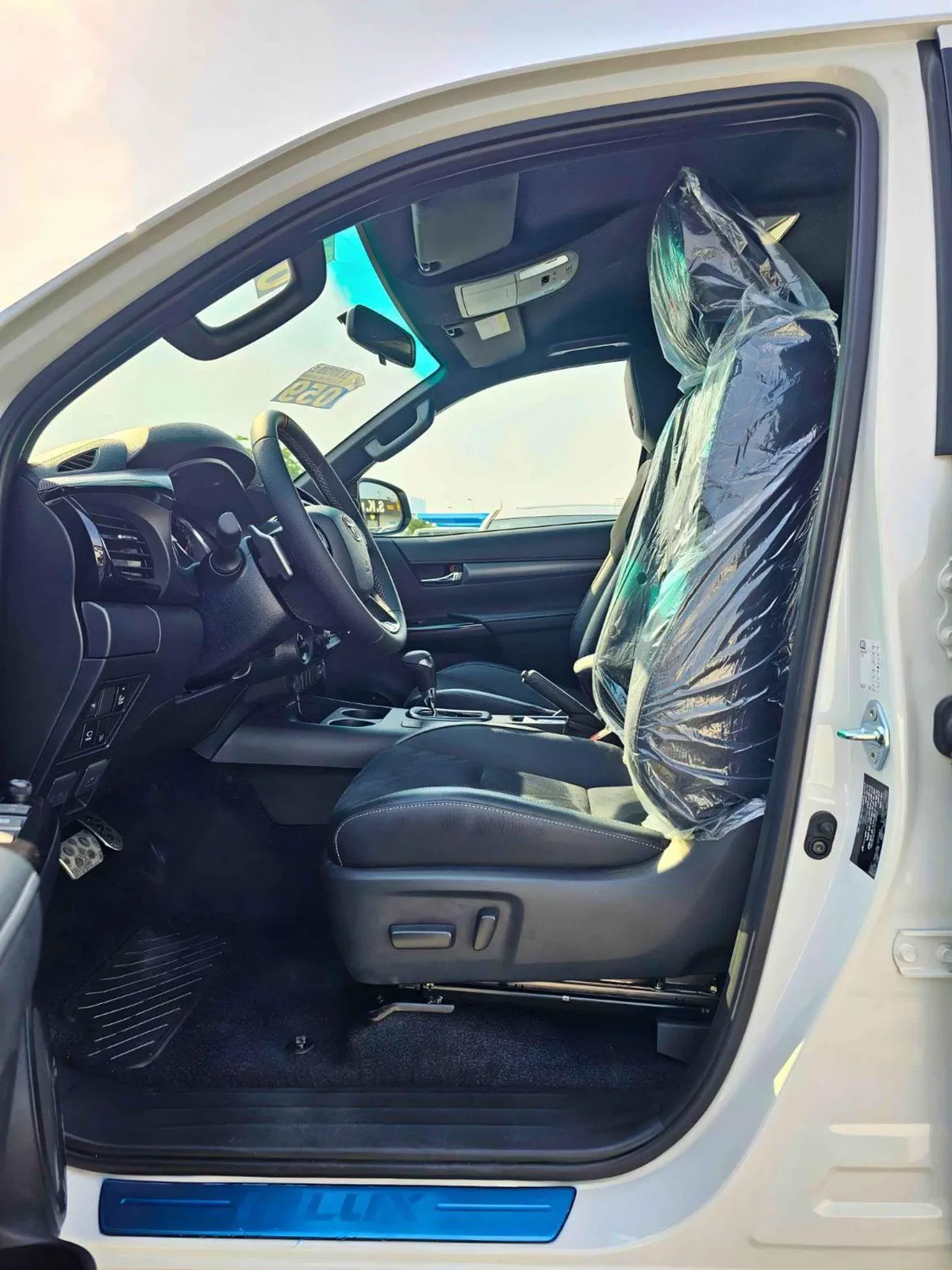 Toyota Hilux GR SPORT WIDE BODY / 4.0L PETROL V6 /OVER FENDER /T-TRONIC/360*CAMERA/DRIVER PWR SEAT (CODE# HGRP2)-7-0