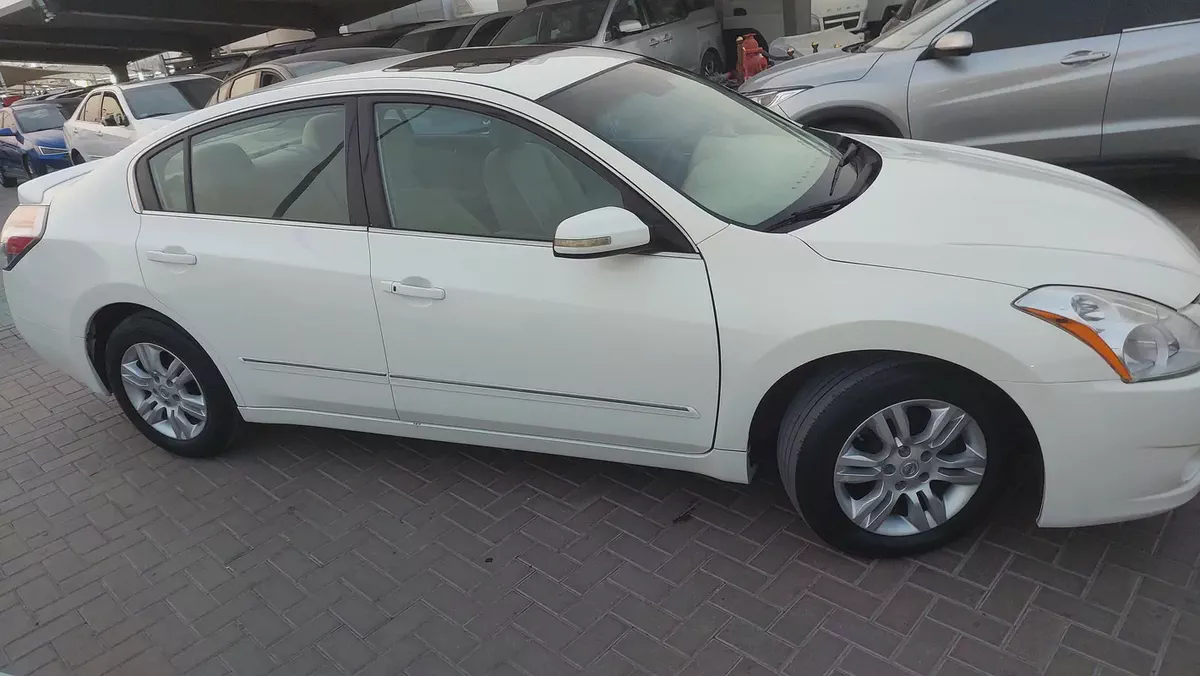 Nissan Altima 2012 SL | GCC Specs | Top Option | Well Maintained-3-3