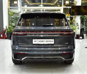 Geely Monjaro 4WD ( 2025 Model ) in Grey Color GCC Specs