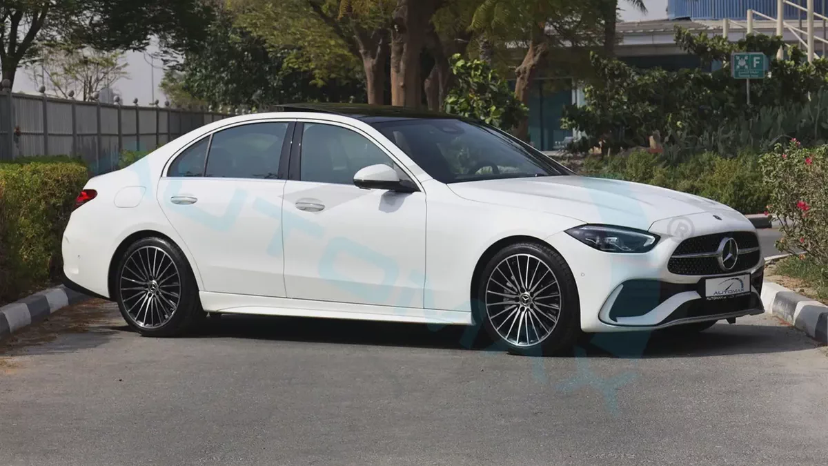 2026 Mercedes-Benz C200 AMG Premium EQ Boost 1.5T RWD GCC With 2 Years Unlimited Mileage Warranty-3-3