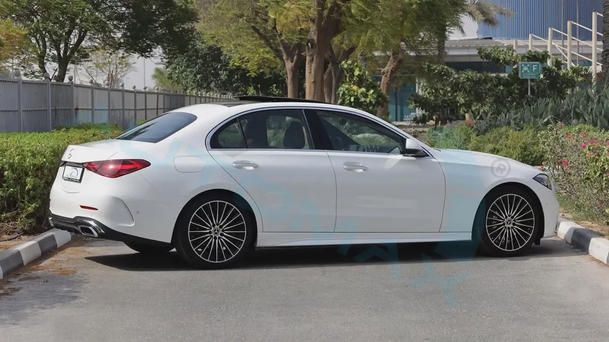 2026 Mercedes-Benz C200 AMG Premium EQ Boost 1.5T RWD GCC With 2 Years Unlimited Mileage Warranty-6-6