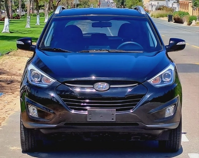 1,725-MONTHLY FOR 1 YEAR ONLY | HYUNDAI TUCSON 2015 2.0L GCC | CRUISE CONTROL I GPS I ACCIDENT FREE-2