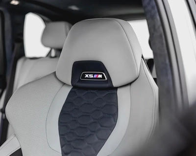 BMW X5M COMPETITION - FIRST EDITION ( 1 of 250 ) - GCC - FSH - EXCELLENT CONDITION-17