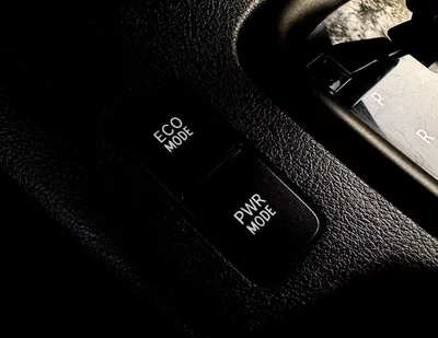 Toyota Hilux GLX Toyota Hilux | 2.7 L | 2020 | GCC | Accident-Free | In Excellent Condition | 1092 P.M-13