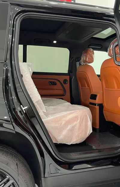 ROX Adamas VIP BLACK EDITION 7 seater-10