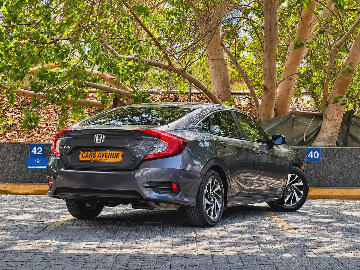 2017 HONDA CIVIC FULL OPTION | RELIABLE, SPORTY & ECONOMICAL | AED 29,999-2-2