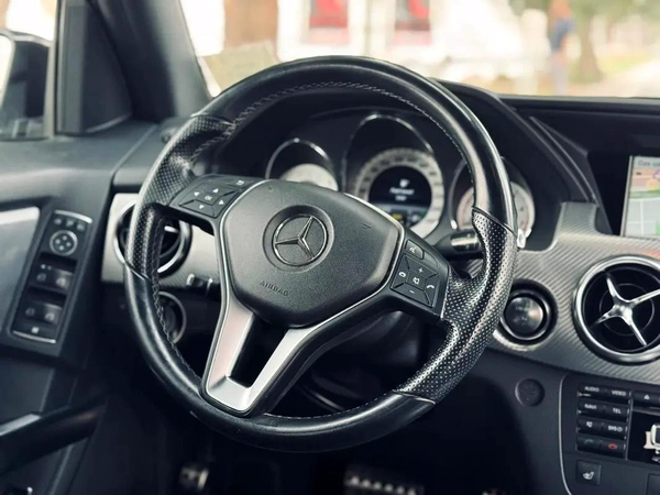 BENZ GLK350 | 2014 | ONLY : 105913 KM | JAPAN IMPORT | CLEAN TITLE