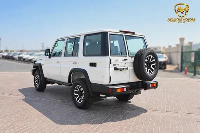 Toyota Land Cruiser 70 Series LC 76 LX-17