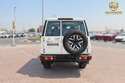 Toyota Land Cruiser 70 Series LC 76 LX-18