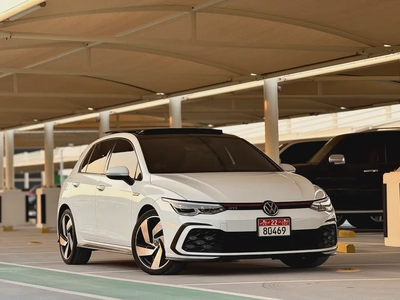 Volkswagen Golf GTI 2021-1