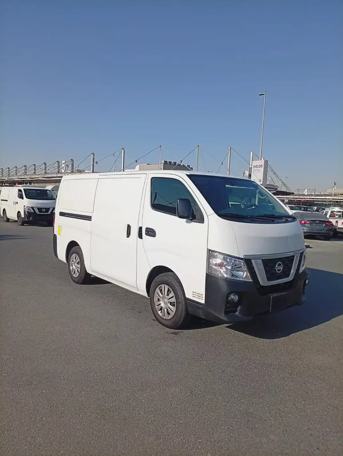 Automatic Gear Nissan Urvan Van 2022 GCC Specs