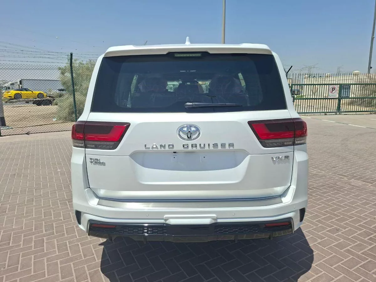 Toyota Land Cruiser VXR-18-0