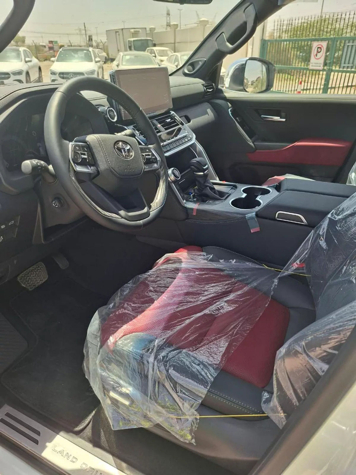 Toyota Land Cruiser VXR-4-0