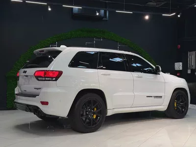 Jeep Grand Cherokee Trackhawk 2018 | GCC Specs | Supercharged 6.2L V8-9