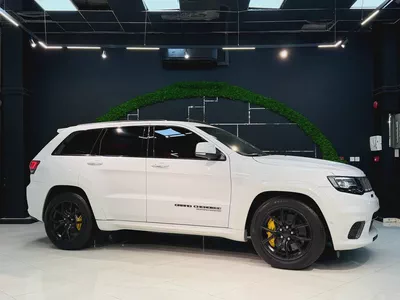 Jeep Grand Cherokee Trackhawk 2018 | GCC Specs | Supercharged 6.2L V8-4