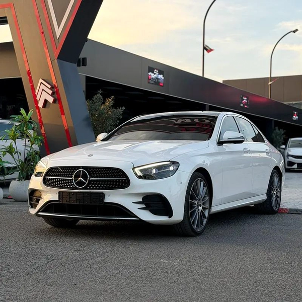Mercedes E350 2021 | Korean Specs | Clean Title | 26K KM | White | مرسيدس E350 2021 وارد كوري كلين ت