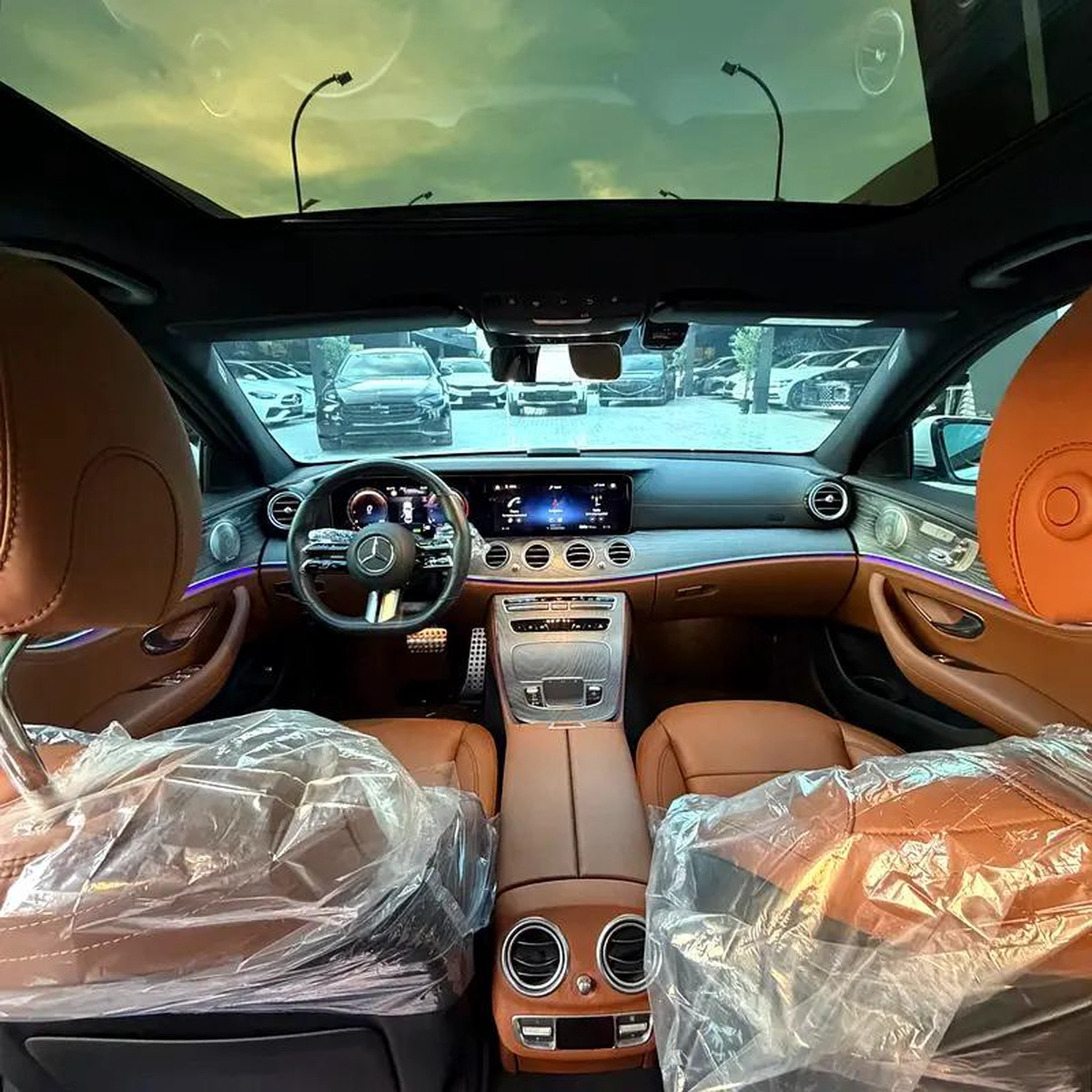 Mercedes E350 2021 | Korean Specs | Clean Title | 26K KM | White | مرسيدس E350 2021 وارد كوري كلين ت