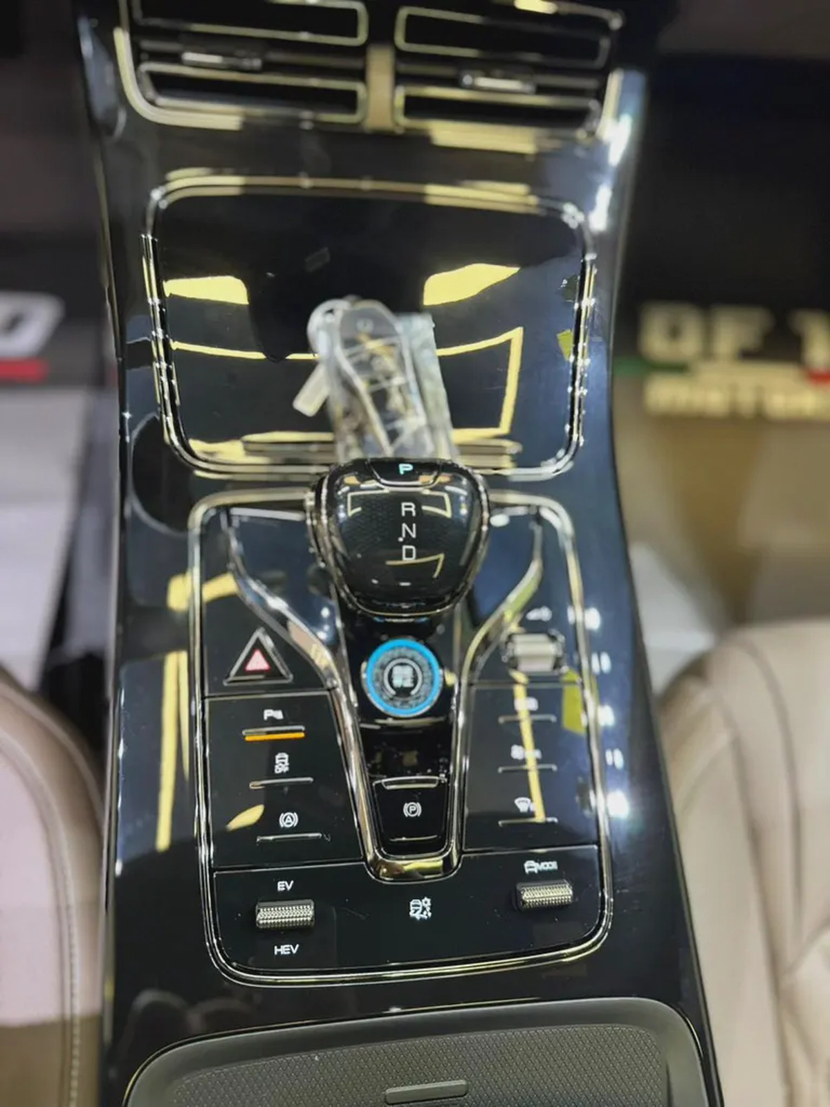 BYD Han DM-i PLUG-IN GYBRID WITH 5 YEARS WARRANTY @ EVS-11-11