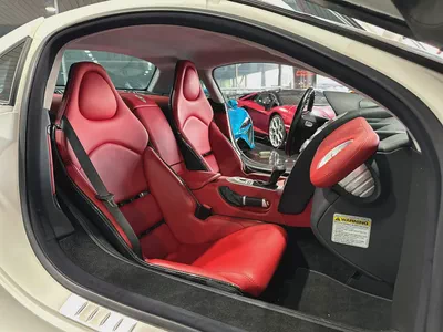 Mercedes -Benz SLR, Full Service History From Abudhabi Dealer, AMERICAN  SPECS, must see to believe-3