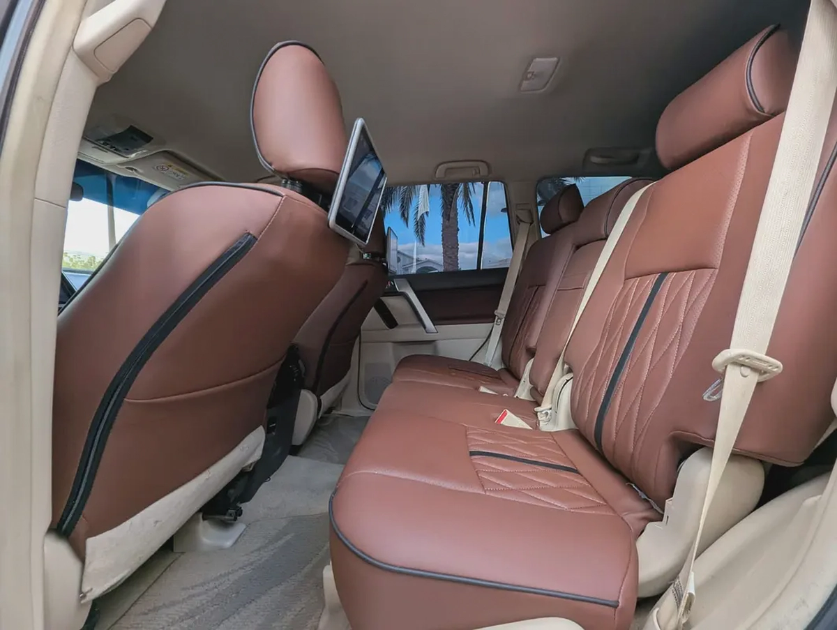 TOYOTA PRADO 2019 GCC V4 2.7L ACCIDENT FREE IN EXCELLENT CONDITION