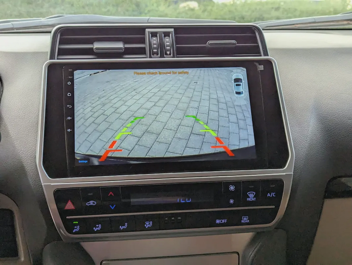 TOYOTA PRADO 2019 GCC V4 2.7L ACCIDENT FREE IN EXCELLENT CONDITION