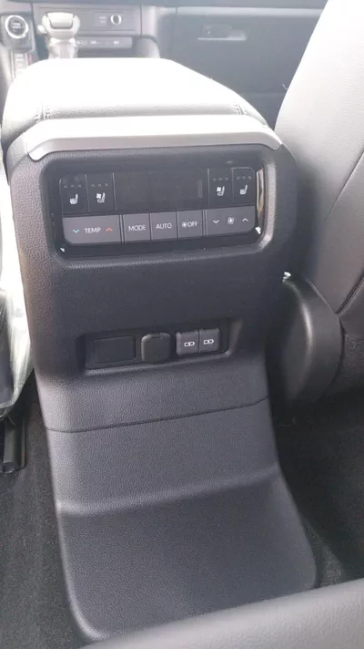 Toyota Prado VXR Luxury 2.4L Petrol Turbo * Export to Africa *-14