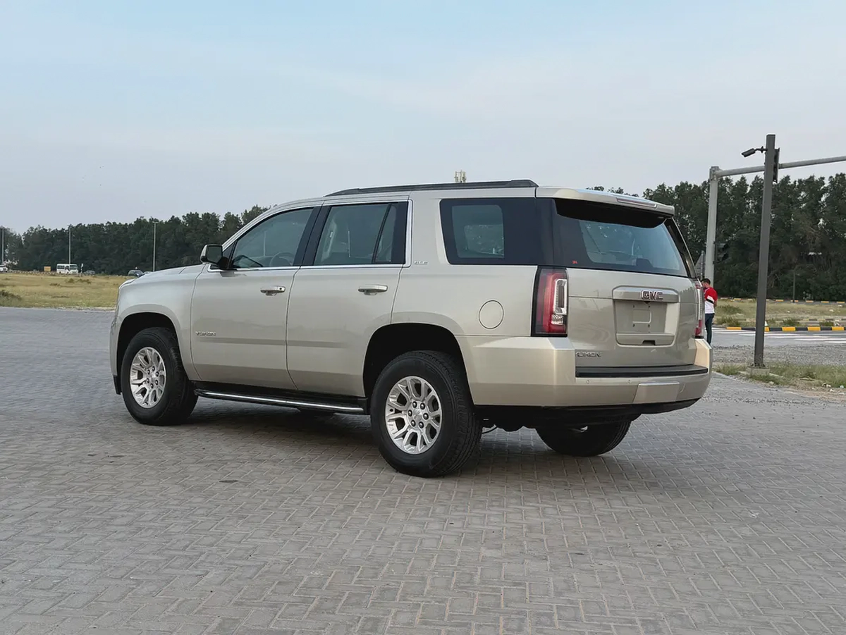 GCC Specs 2015 GMC Yukon SLE - Well Maintained-10-10
