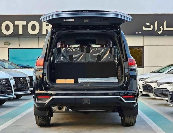 Toyota Land Cruiser VX LC300 | 4.0L V6 PETROL | RADAR | POWER SEATS | BIG DVD | JBL SPEAKERS