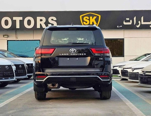 Toyota Land Cruiser VX LC300 | 4.0L V6 PETROL | RADAR | POWER SEATS | BIG DVD | JBL SPEAKERS