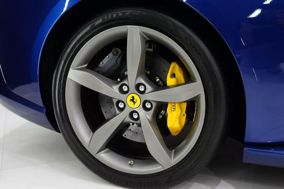 Ferrari Portofino-8-8