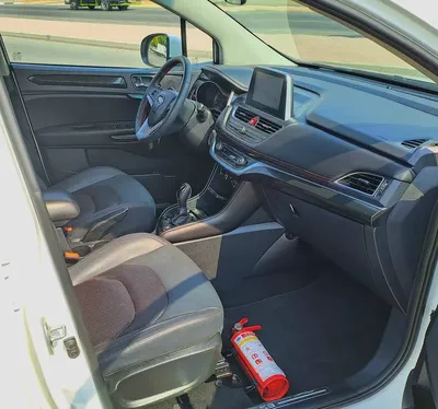 430-Monthly l GCC l Sunroof, Leather, Cruise l Accident Free-10