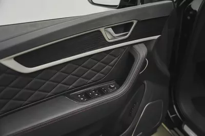2023 Hongqi HS7 Flagship Chinese Specs-7