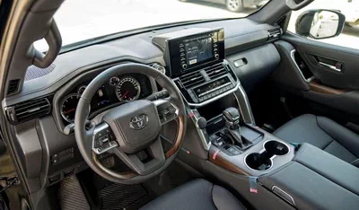Toyota Land Cruiser GXR Toyota land cruiser lc300 GXR 4.0 PETROL AT 2025-8