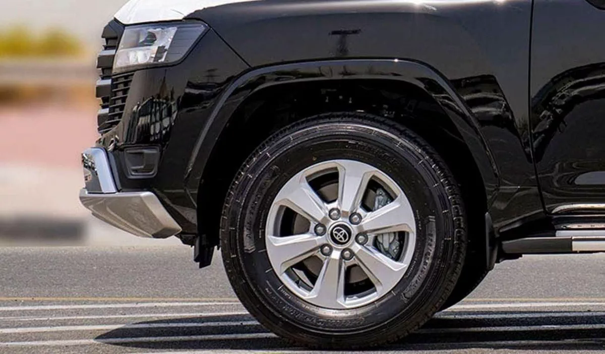 Toyota Land Cruiser GXR Toyota land cruiser lc300 GXR 4.0 PETROL AT 2025-6-0