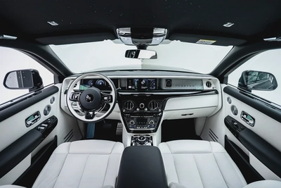 2026 ROLLS ROYCE PHANTOM EWB | GCC | MAIN DEALER WARRANTY SERVICE | VIP REAR SEATS-18