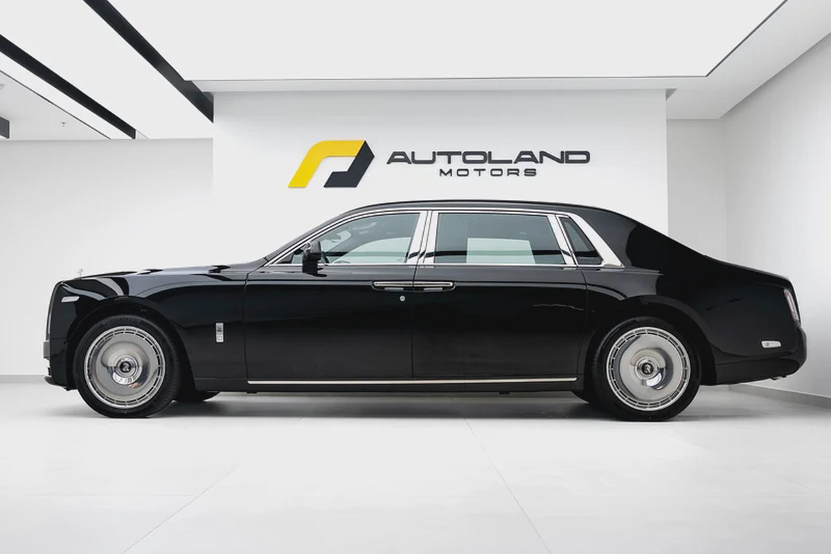 2026 ROLLS ROYCE PHANTOM EWB | GCC | MAIN DEALER WARRANTY SERVICE | VIP REAR SEATS-4-4