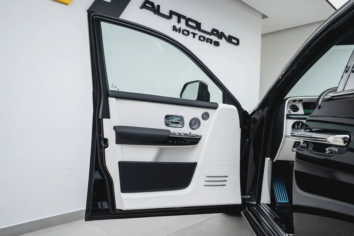 2026 ROLLS ROYCE PHANTOM EWB | GCC | MAIN DEALER WARRANTY SERVICE | VIP REAR SEATS-7-7