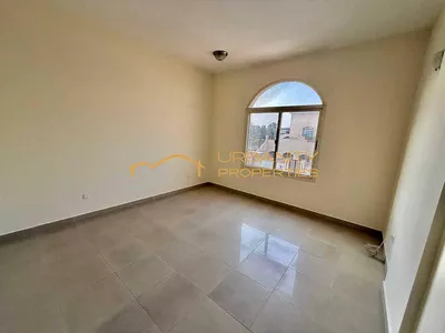 Renovated || 4 Bedroom Villa || Front yard || Al Garhoud ||-7