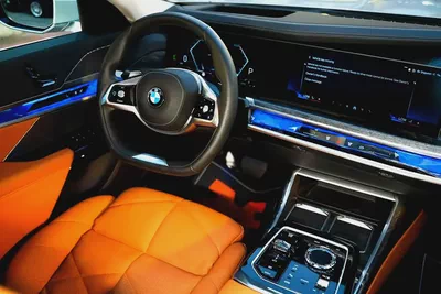 2026 BMW 735i Business Excellence | GCC | 7,730 KM | 2 Years Warranty | AED 315,000-8