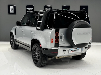 Land Rover Defender 2024-4