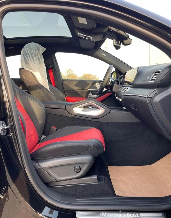 Mercedes Benz GLE 450 AMG AMG Coupe Under Agency Warranty 2026 GCC - AED 385,000