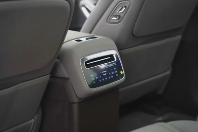 2025 Denza N9 Flagship-4
