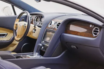 AED 2252 PM | BENTLEY CONTINENTAL GT V8 2014 | WELL MAINTAINED | 1 YEAR WARRANTY | GCC-13