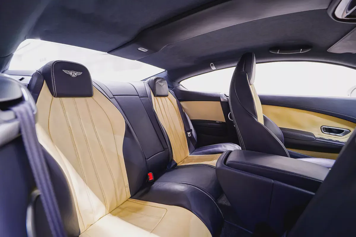 AED 2252 PM | BENTLEY CONTINENTAL GT V8 2014 | WELL MAINTAINED | 1 YEAR WARRANTY | GCC-15-15