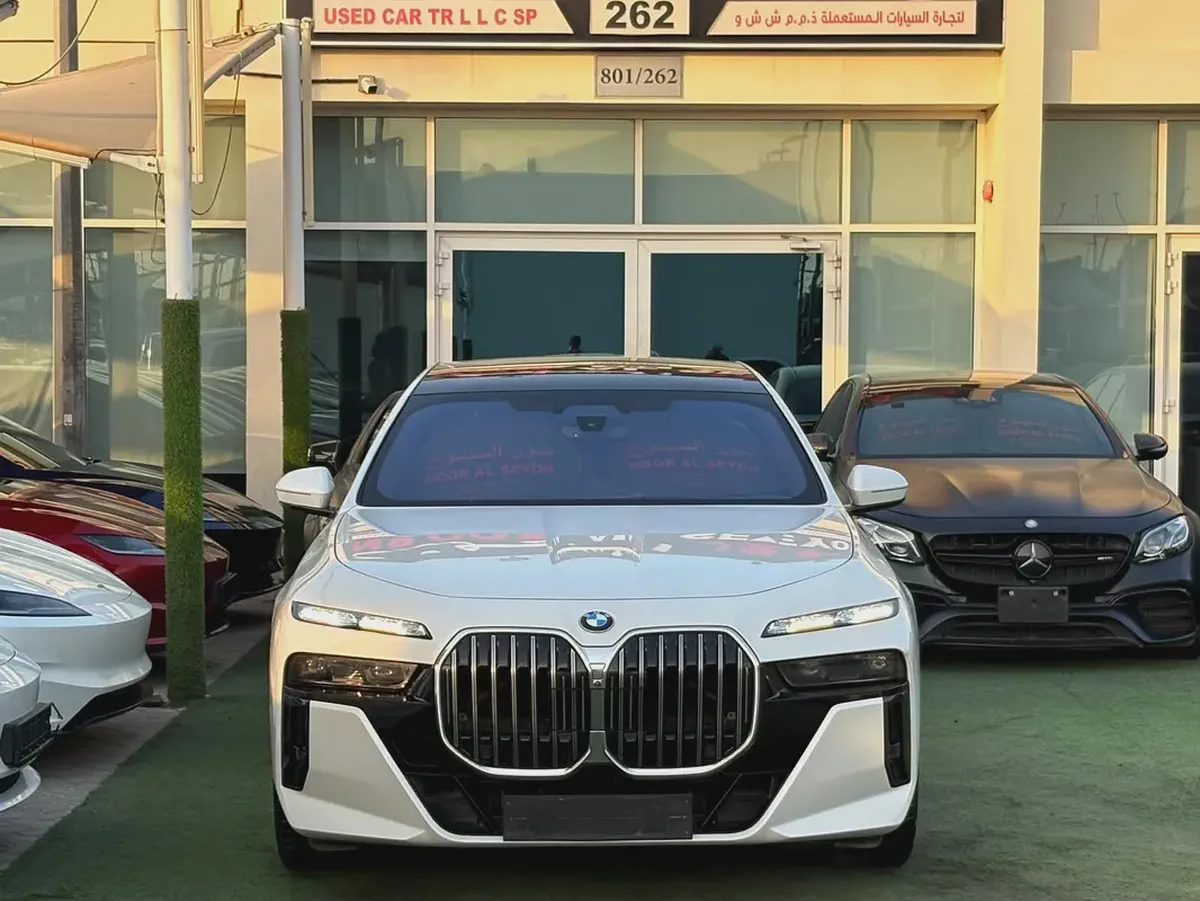 BMW 7-Series 740i M Sport 2023 GCC Specs-1-1