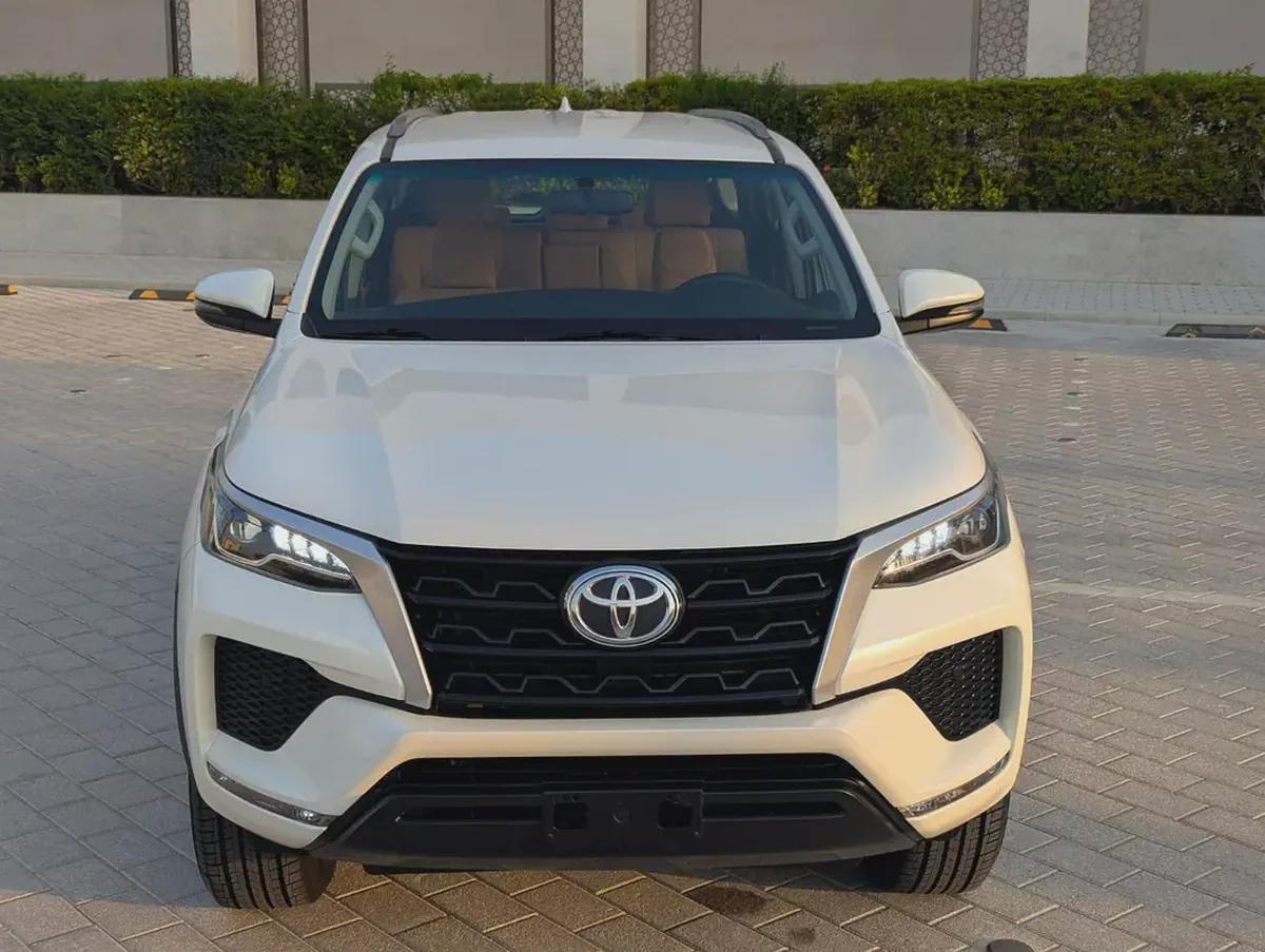 Toyota Fortuner 2022 4X4 EXR V4 2.7L | 72,165 KM | Well-Maintained | Excellent Condition-1-1