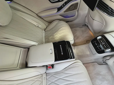 Mercedes Benz S63 2024-10
